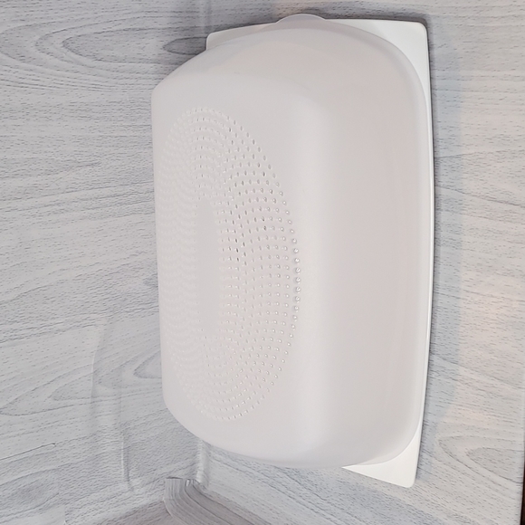 Tupperware CheeSmart Rectangular NEW - Picture 3 of 10